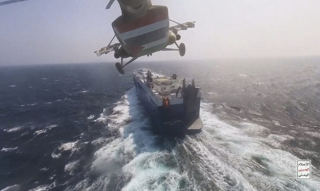 Διεθνής συναγερμός για τους Χούτι: Παγκόσμια απειλή για ναυτιλία και οικονομία - Πώς θα σταματήσουν