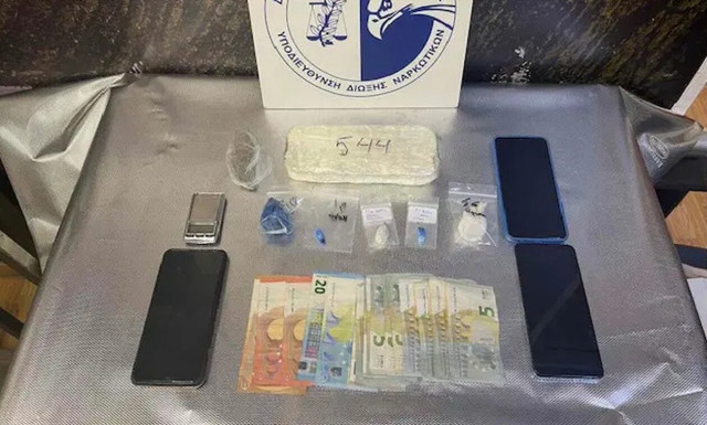 Συνελήφθησαν 5 άτομα για ναρκωτικά στις Αχαρνές - Κατασχέθηκαν 632,7 γραμμάρια ηρωίνης