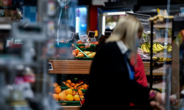 Σφοδρή πολιτική σύγκρουση Λοβέρδου, Σαρακιώτη, Γερουλάνου για την ακρίβεια
