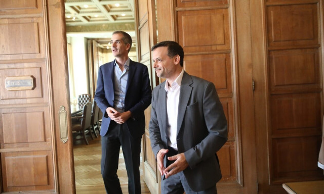 «Ανάπλαση Α.Ε.»: «Σκάνδαλο» λέει η αντιπολίτευση - Το παρουσιάσαμε το 2022, απαντά η κυβέρνηση