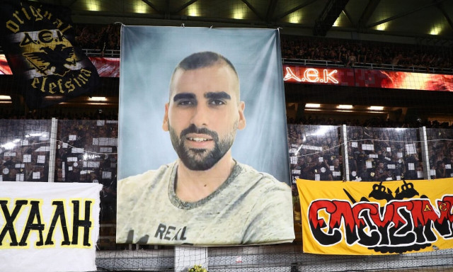 Μιχάλης Κατσούρης: Τιμά τη μνήμη του ο Δήμος - Το όνομά του στην πεζογέφυρα στην «OPAP Arena»