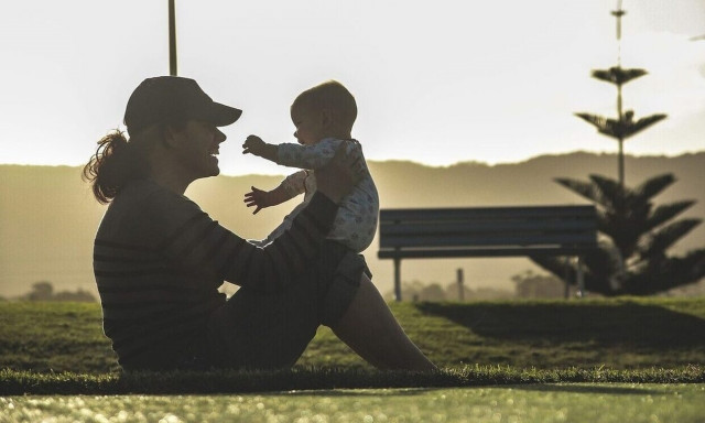 Επίδομα παιδιού: Αυξημένο έως 150% - Μιάμιση δόση επιπλέον τον Δεκέμβριο