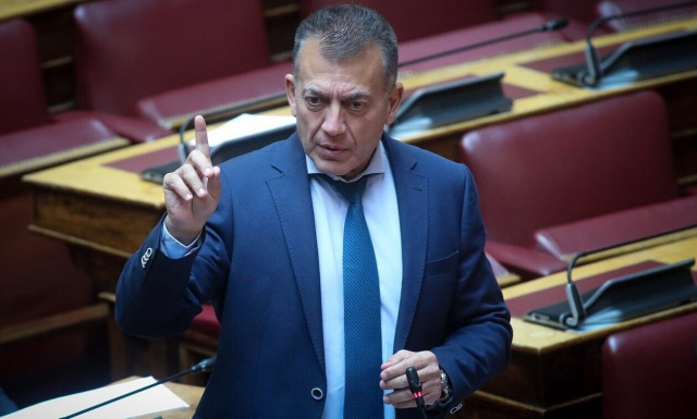 Super League: Πρόσκληση Βρούτση στις 14 ΠΑΕ για ενημέρωση των μέτρων για τη βία