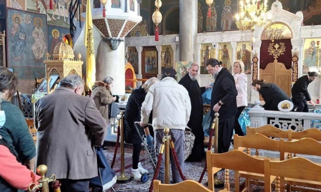 Δέματα Αγάπης από τον Μητροπολίτη Ν. Ιωνίας κ. Γαβριήλ