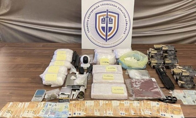 Νέες αποκαλύψεις για το κύκλωμα κοκαΐνης – Η 71χρονη «θεία» έκανε κουμάντο από τις φυλακές