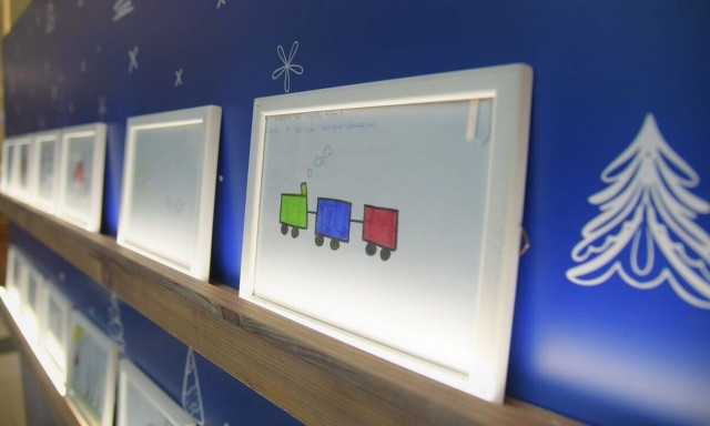 Ευχοστολίδια: Πώς μπορούμε να μοιράσουμε χαμόγελα σε παιδιά που μας έχουν ανάγκη