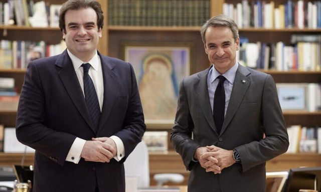 Mitsotakis and Pierrakakis outline the Vocational Education and Training program