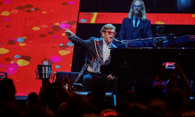 Έλτον Τζον: Τα 15 αγαπημένα του τραγούδια για το 2023