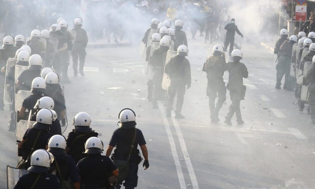 Βρούτσης: Τα 7 μέτρα για την οπαδική βία - Μία λέσχη ανά έμβλημα και ηλεκτρονικό εισιτήριο