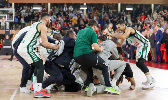 Euroleague, Παναθηναϊκός AKTOR: Η απίστευτη «έκρηξη» στον πάγκο μετά τη «βόμβα» Γκριγκόνις
