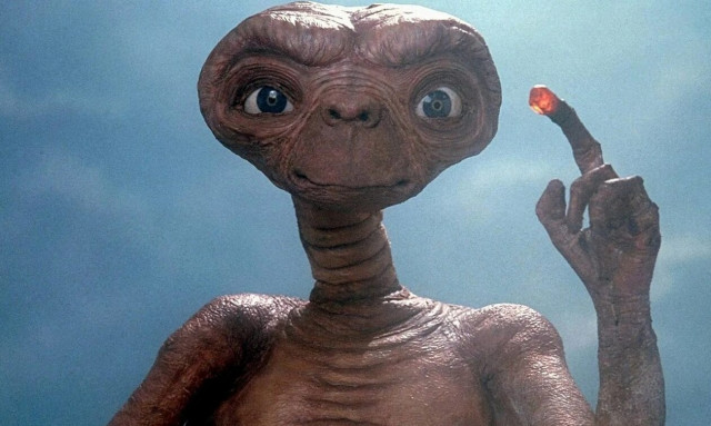 ΕΤ:  Πουλήθηκε σε δημοπρασία το κεφάλι του διάσημου εξωγήινου – Το εξωφρενικό ποσό