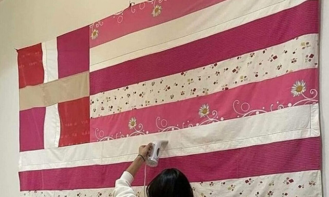 Γεραπετρίτης για ροζ ελληνική σημαία: Πρόκειται για το προξενείο και όχι για γκαλερί