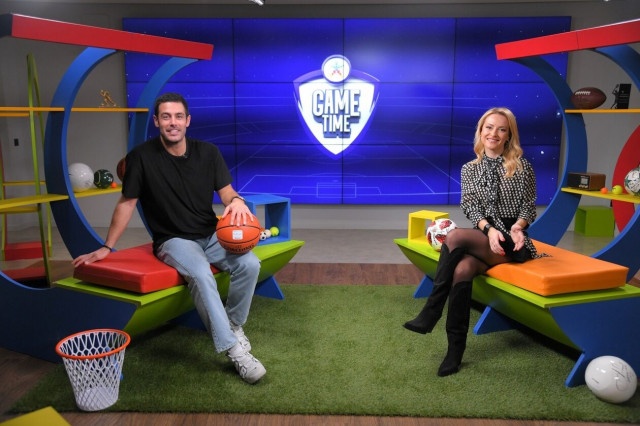 Ο Κώστας Μαρτάκης παίζει μπάλα στο OΠΑΠ Game Time