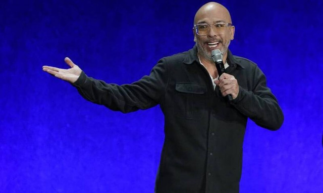 Χρυσές Σφαίρες 2024: Ο Τζόι Κόι θα είναι παρουσιαστής της 81ης τελετής - Πότε είναι η απονομή