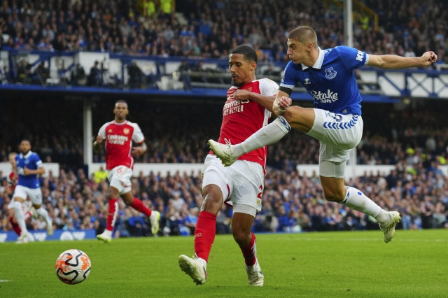 Το μεγάλο παιχνίδι Λίβερπουλ-Άρσεναλ με super αποδόσεις στα καταστήματα ΟΠΑΠ