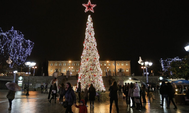 Καιρός - Τσατραφύλλιας: Χριστούγεννα με ήλιο - Πώς θα κάνουμε Πρωτοχρονιά