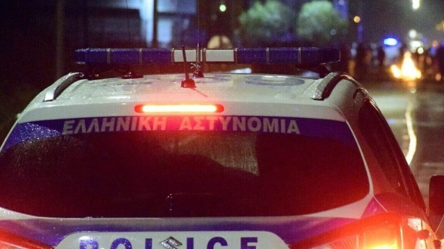 Άγριο έγκλημα στα Καλύβια:  Συνελήφθη ο ανήλικος που μαχαίρωσε μέχρι θανάτου τον 71χρονο πατέρα του