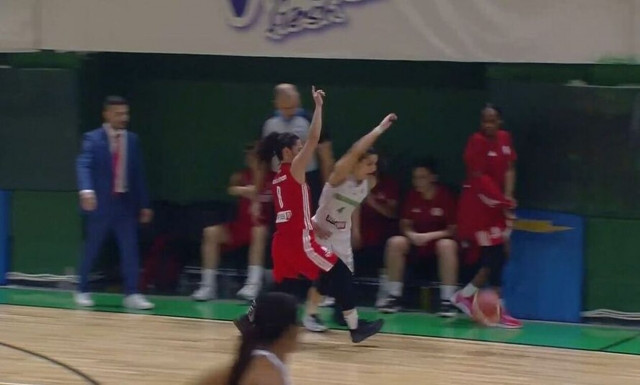 Παναθηναϊκός – Ολυμπιακός: «Άναψαν» τα αίματα στο ντέρμπι «αιωνίων» – Δείτε το video με την ένταση