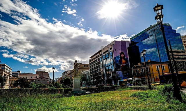 Καιρός – ΕΜΥ: Υψηλές για την εποχή θερμοκρασίες, Χριστούγεννα με ήλιο