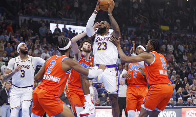 NBA: Season-high ο ΛεΜπρον Τζέιμς, αρνητικό σερί για τους Πίστονς – Αποτελέσματα και βαθμολογίες