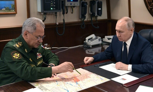 Χριστούγεννα στο μέτωπο στην Ουκρανία: Οι Ρώσοι κατέλαβαν στρατηγικής σημασίας χωριό