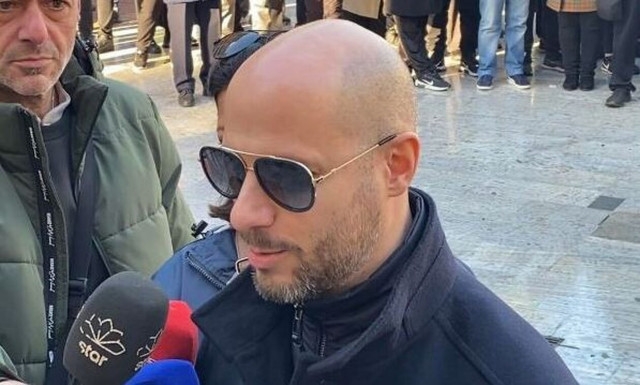 Θεσσαλoνίκη: Ήρθε από τη Γερμανία για το λαϊκό προσκύνημα στον Βασίλη Καρρά