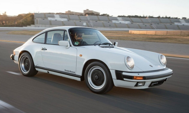 Δείτε πως φτιάχνονταν οι Porsche τη δεκαετία του ’80