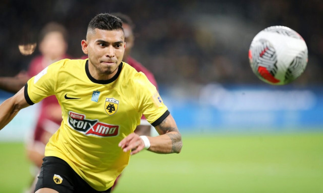 AEK: Μπήκε στις προπονήσεις ο Πινέδα – Στη διάθεση του Αλμέιδα για το ματς με τον Βόλο