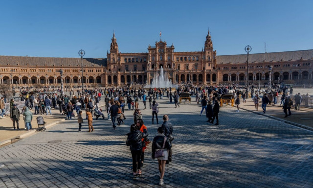 Ισπανία: Παρατείνει τον μειωμένο ΦΠΑ σε βασικά τρόφιμα και για το 2024