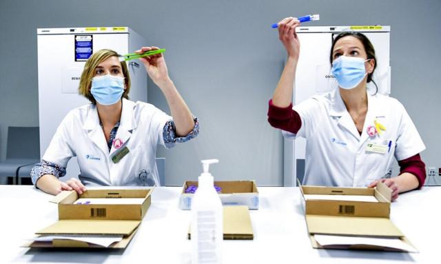 Κορονοϊός - ΕΚΠΑ: Τι γνωρίζουμε για τη νέα υποπαραλλαγή JN.1 - Αύξηση περιστατικών παγκοσμίως