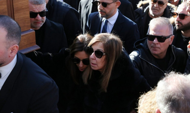 Βασίλης Καρράς: «Ράγισαν» καρδιές όταν είπαν το τραγούδι που είχε γράψει για τη γυναίκα του