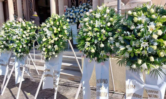 Ηράκλειο: Οδύνη στο τελευταίο «αντίο» στην Ελένη Κτιστάκη