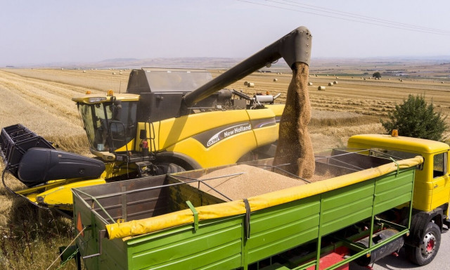 Παράταση σε δύο δράσεις για τους αγρότες τις Θεσσαλίας – Διευκολύνσεις και σε άλλες περιοχές