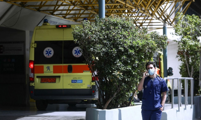 ΕΟΔΥ - Κορονοϊός: 1.496 νέες νοσηλείες και 62 θάνατοι σε μία εβδομάδα