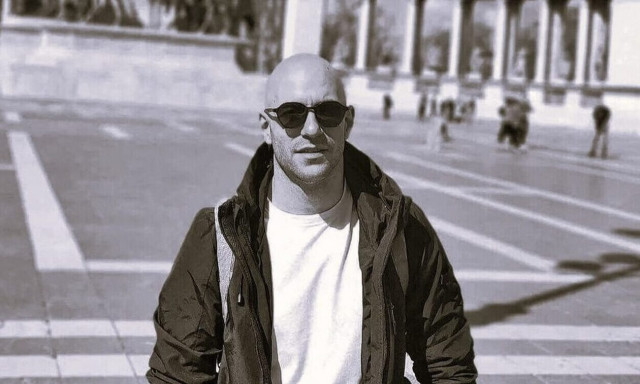 Ρέντη: Συγκλονιστικός ο αποχαιρετισμός στον 31χρονο αστυνομικό - Σήμερα το τελευταίο «αντίο»