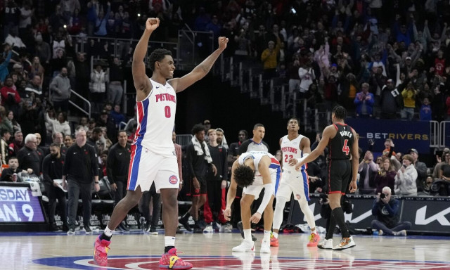 NBA: Έσπασαν το αρνητικό σερί οι Πίστονς - Νίκη μετά από 28 ματς | Τα ντέρμπι Τίμπεργουλβς, Μάβερικς