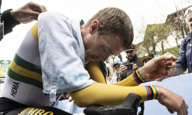 Συνελήφθη Ολυμπιονίκης ποδηλάτης για τη δολοφονία της γυναίκας του με το αυτοκίνητο (vid)