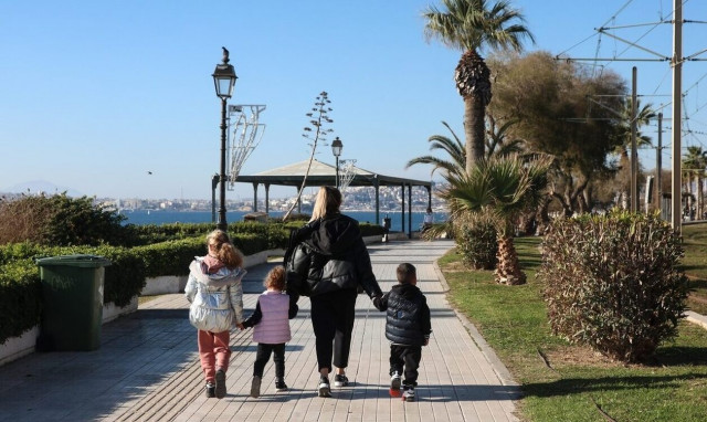 Καιρός: Με υψηλές θερμοκρασίες φεύγει το 2023 - Πώς θα υποδεχθούμε το νέο έτος