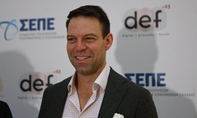 Κασσελάκης από τις ΗΠΑ: «Εύχομαι μια ζωή καλύτερη για όλους τους πολίτες»