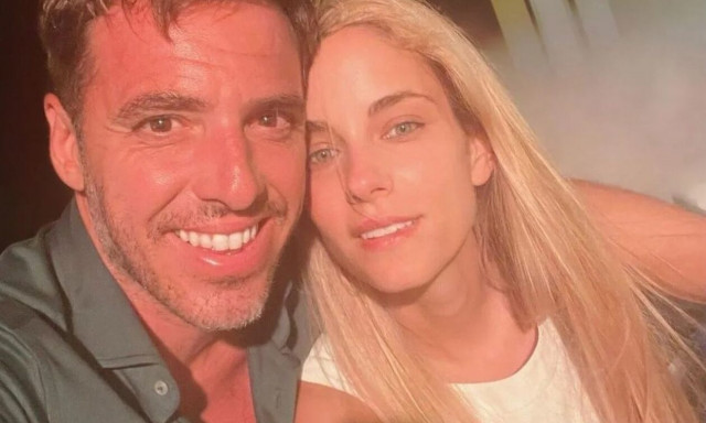 Δούκισσα Νομικού: Το τρυφερό φιλί στον άντρα της ζωής της