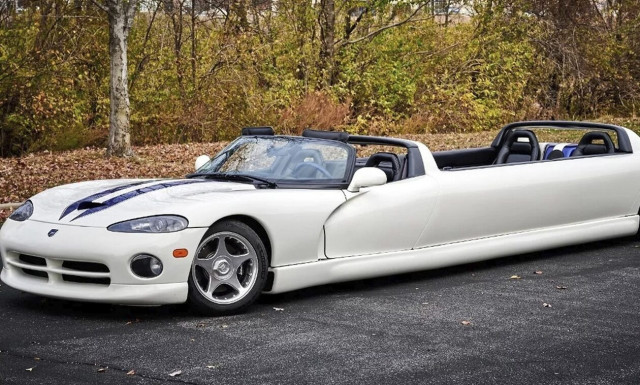 Πόσο κοστίζει αυτή η λιμουζίνα-έκτρωμα σε Dodge Viper;