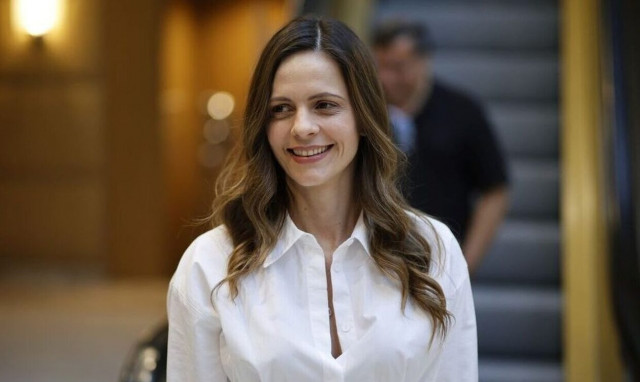 Έφη Αχτσιόγλου: Εύχεται για τη νέα χρονιά με μια όμορφη φωτογραφία με τον γιο της