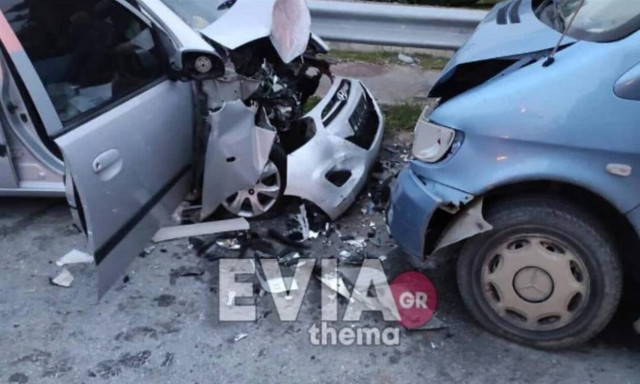 Εύβοια: Σοβαρό τροχαίο με δύο τραυματίες τα ξημερώματα της Πρωτοχρονιάς