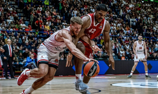 Αθλητικές μεταδόσεις: Πού θα δείτε τα Ολυμπιακός - Αρμάνι και ΠΑΟΚ - Τόφας