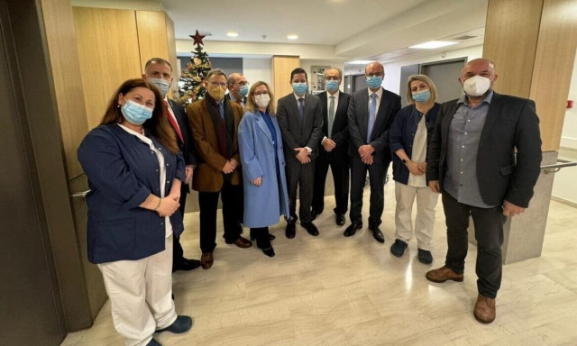 Επίσκεψη του πρύτανη του ΕΚΠΑ στα πανεπιστημιακά νοσοκομεία