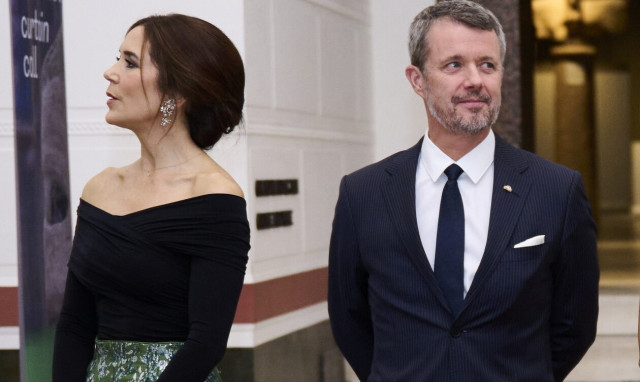 Δανία: «Παγωμάρα» στο πριγκιπικό ζεύγος εν μέσω φημών για τη παραίτηση της βασίλισσας