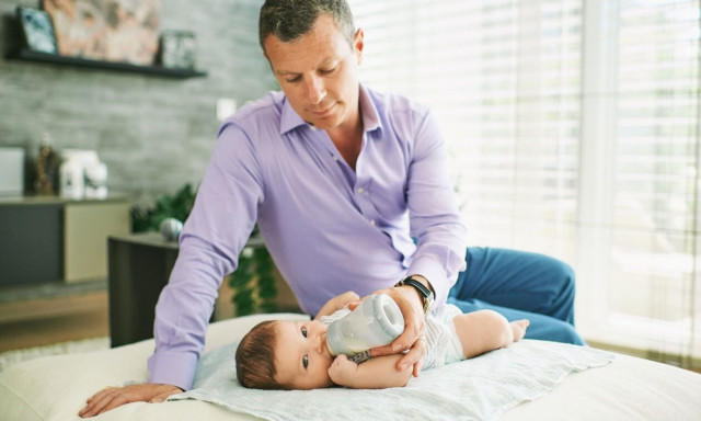 Επιλόχεια κατάθλιψη σε μπαμπάδες- Τι πρέπει να γνωρίζετε