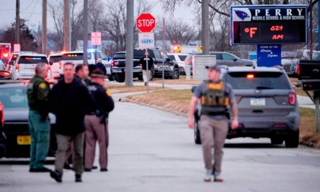 Τραγωδία στην Αϊόβα: Τουλάχιστον ένας νεκρός μετά από πυροβολισμούς σε σχολείο