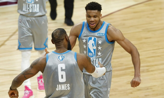 Γιάννης Αντετοκούνμπο: Πρώτος σε ψήφους για το NBA All Star Game – Άφησε πίσω του τον ΛεΜπρον Τζέιμς
