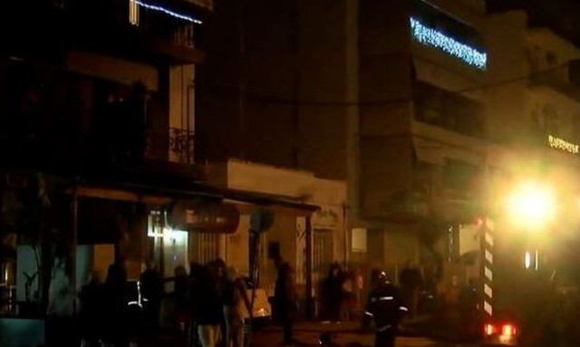 Φωτιά σε pet shop στον Κορυδαλλό - Κάηκαν πουλιά